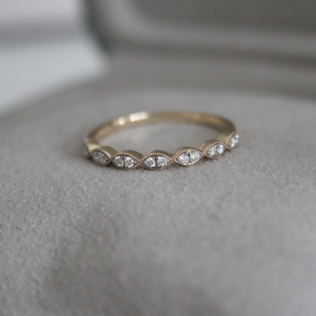 BLOSSOM Gold Silhouette Diamond Ring 0.12ct