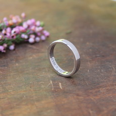 ESTELE Platinum Ring 4mm