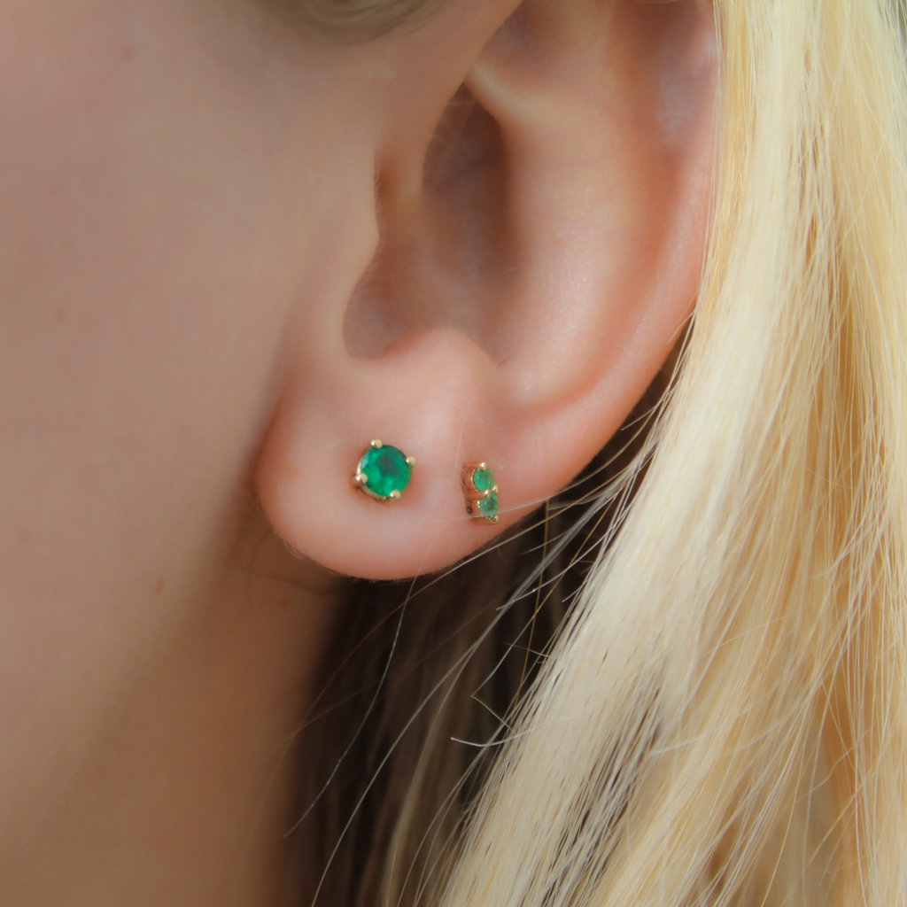 OCEANIA Emerald Gold Solitaire Stud Earrings