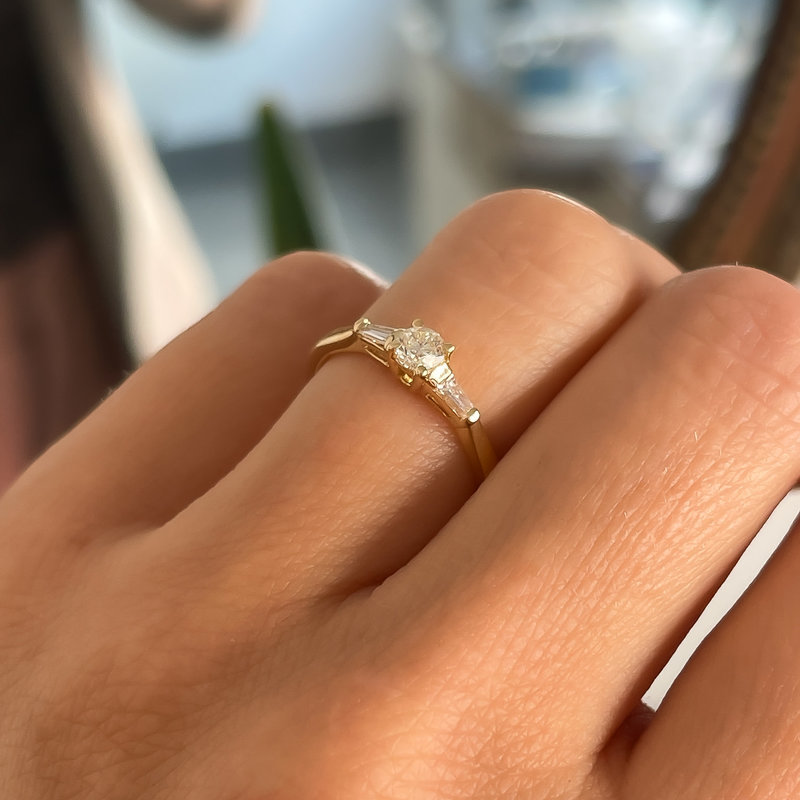 BLOSSOM Gold Brilliant Cut Diamond Lorelai Ring