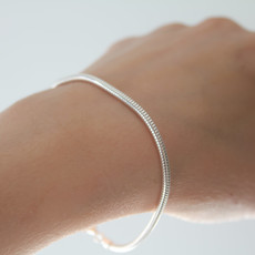 LILA Silver Magnolia Snake Chain Bracelet