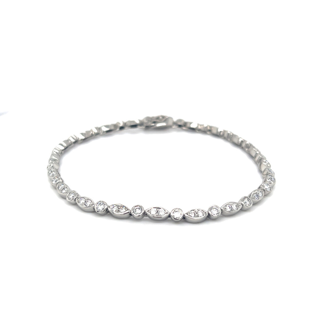 BLOSSOM White Gold Marquise Leaf Tennis Bracelet 3.89ct