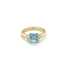 OCEANIA Gold Aquamarine and Diamond Lucia Ring