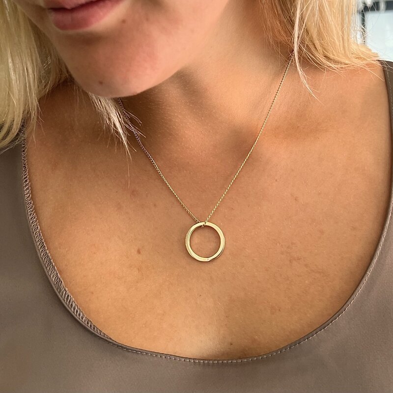 KENSINGTON Gold Ring of Love Necklace