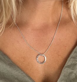 KENSINGTON Silver Ring of Love Necklace