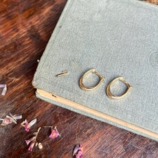18 Carat Gold Sparrow Oval Hoop Earrings