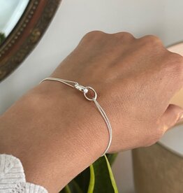 KENSINGTON Silver Eternity Bracelet