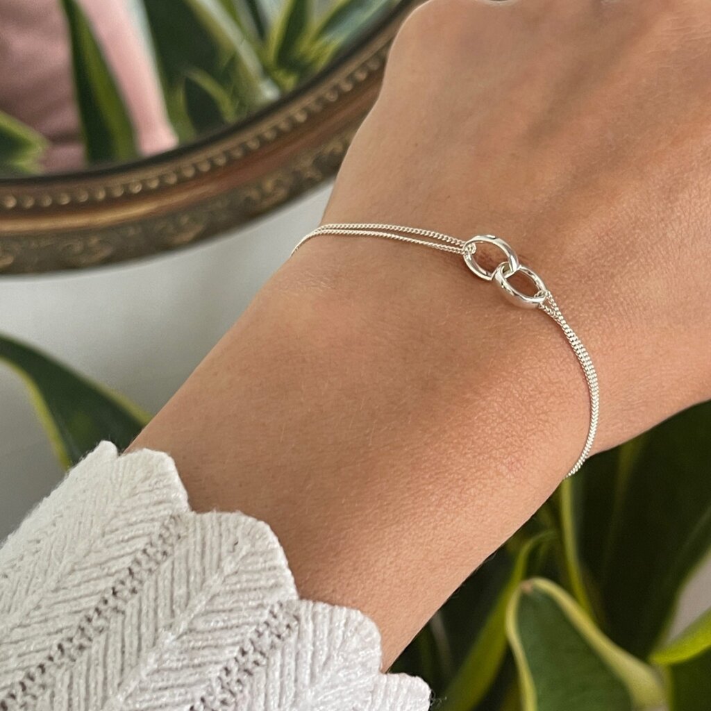 KENSINGTON Silver Eternity Bracelet