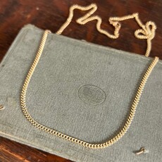 METRO Bold 8 Carat Gold Chain