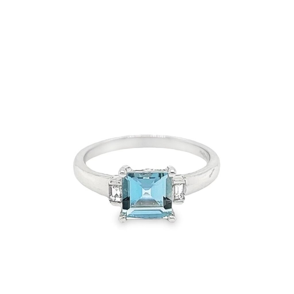 OCEANIA White Gold Aquamarine and Diamond Lucia Ring