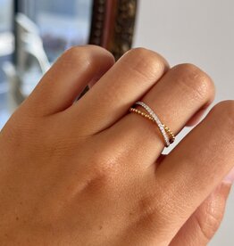 BLOSSOM Gold Diamond Marjolaine Ring