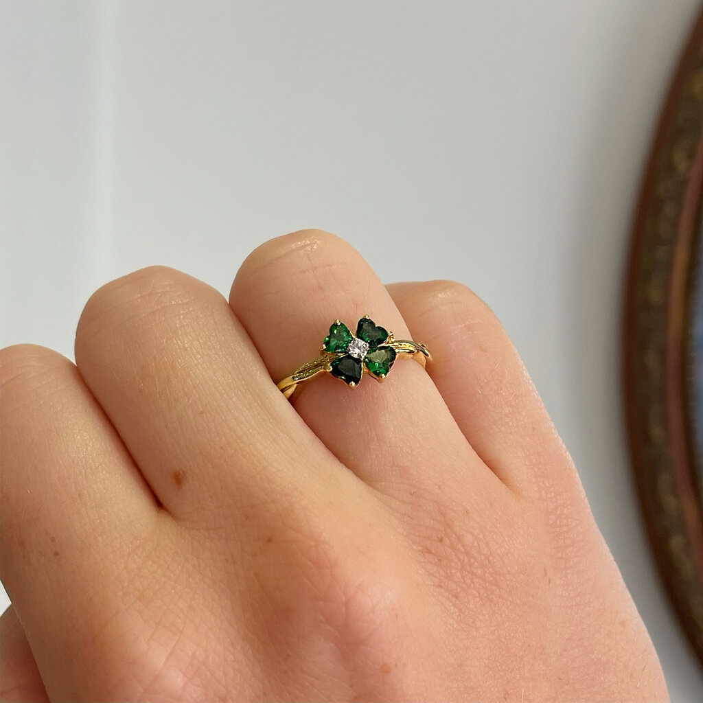 OCEANIA Gold Green Garnet Flower Felicia Ring