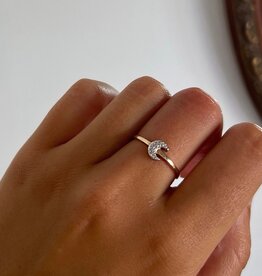 BLOSSOM Gold Frankie Diamond Moon Ring