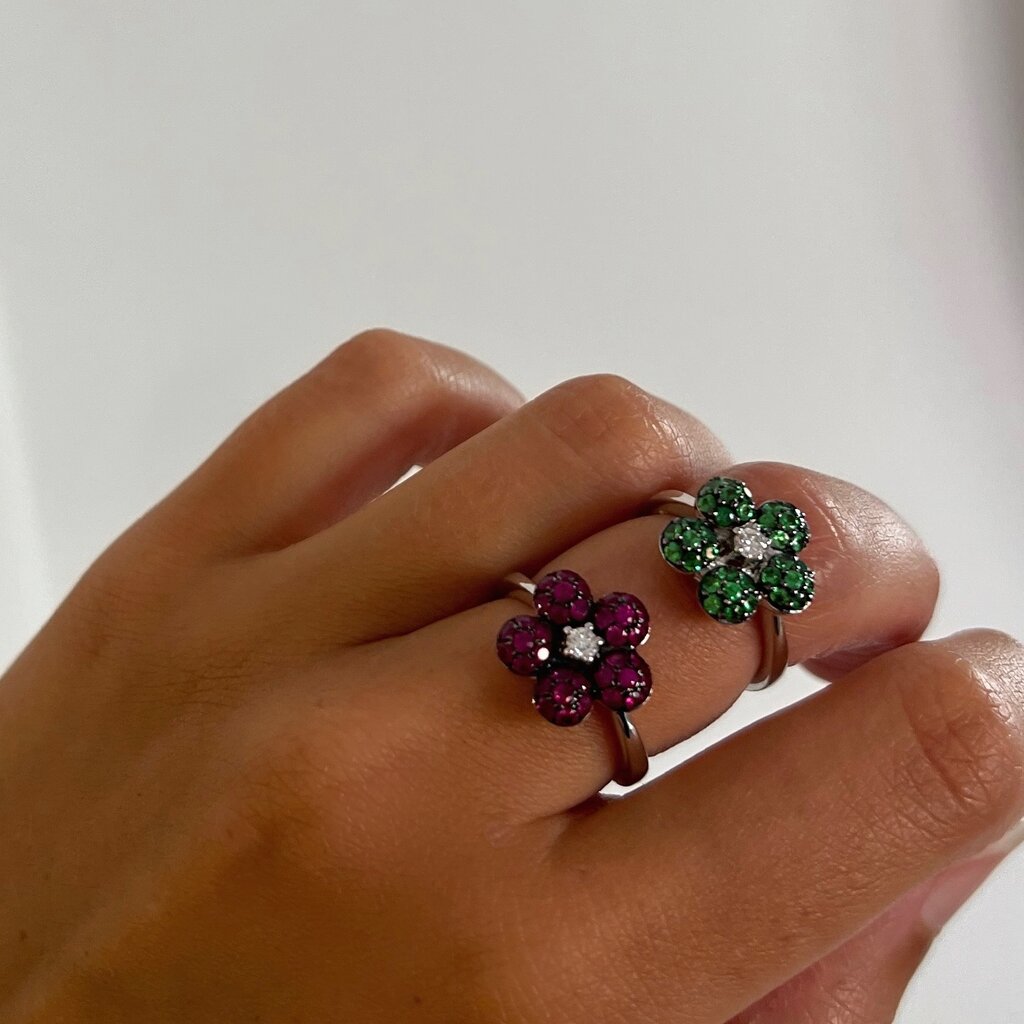 OCEANIA White Gold Green Garnet Posey Cluster Ring