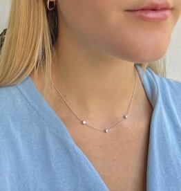BLOSSOM White Gold Isla Diamond Necklace