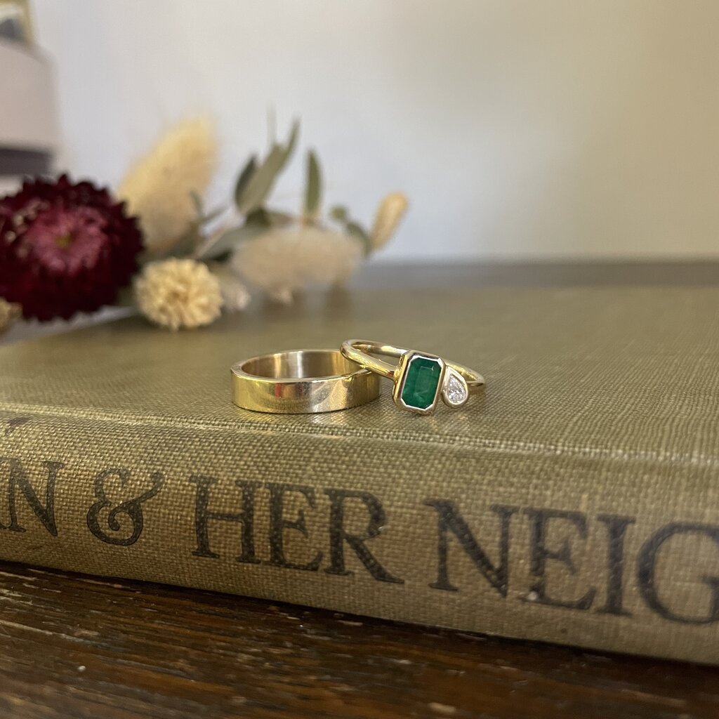 OCEANIA Gold Emerald and Diamond Tabitha Ring