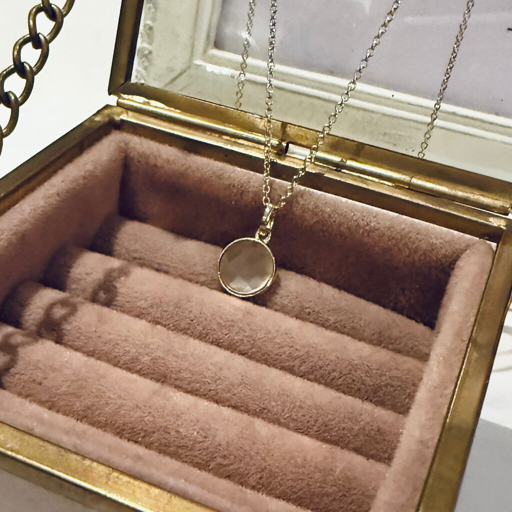 OCEANIA Gold Moonstone Necklace