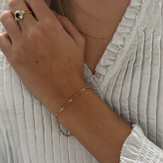 LILA Gold Ana Bracelet