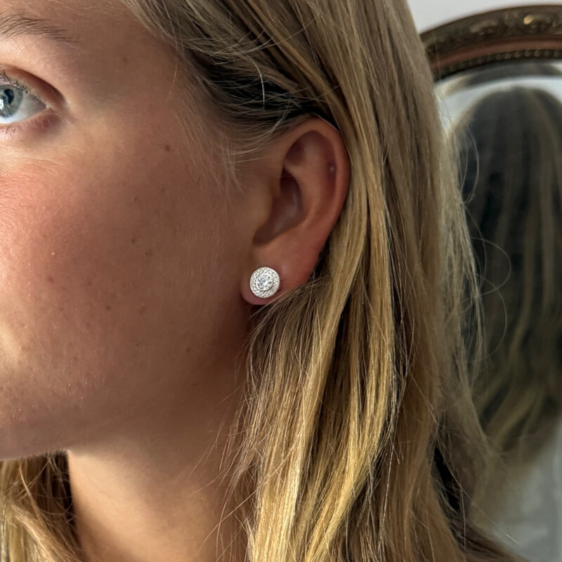 Silver Shimmer Marilyn Earrings