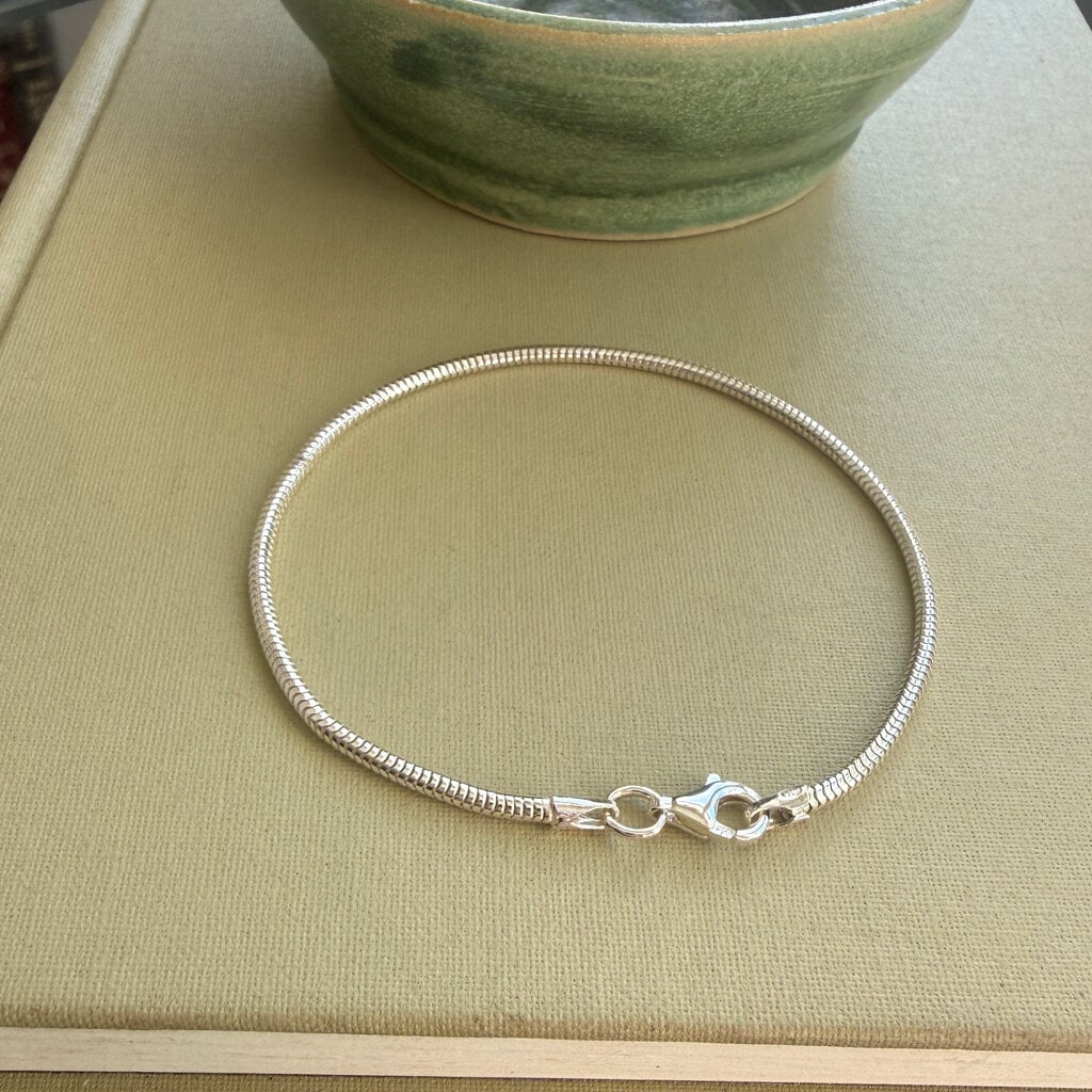 LILA Silver Magnolia Snake Chain Bracelet