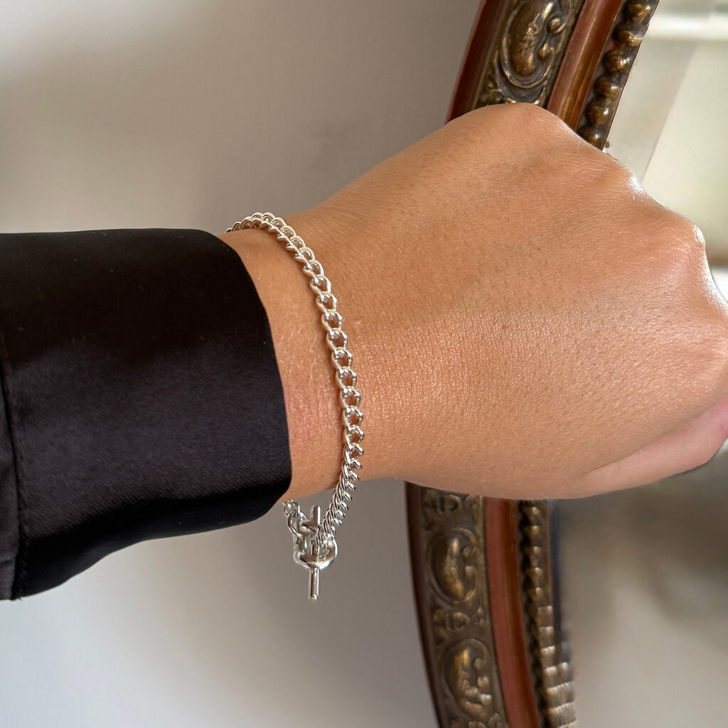 Silver Hollie T Bar Bracelet