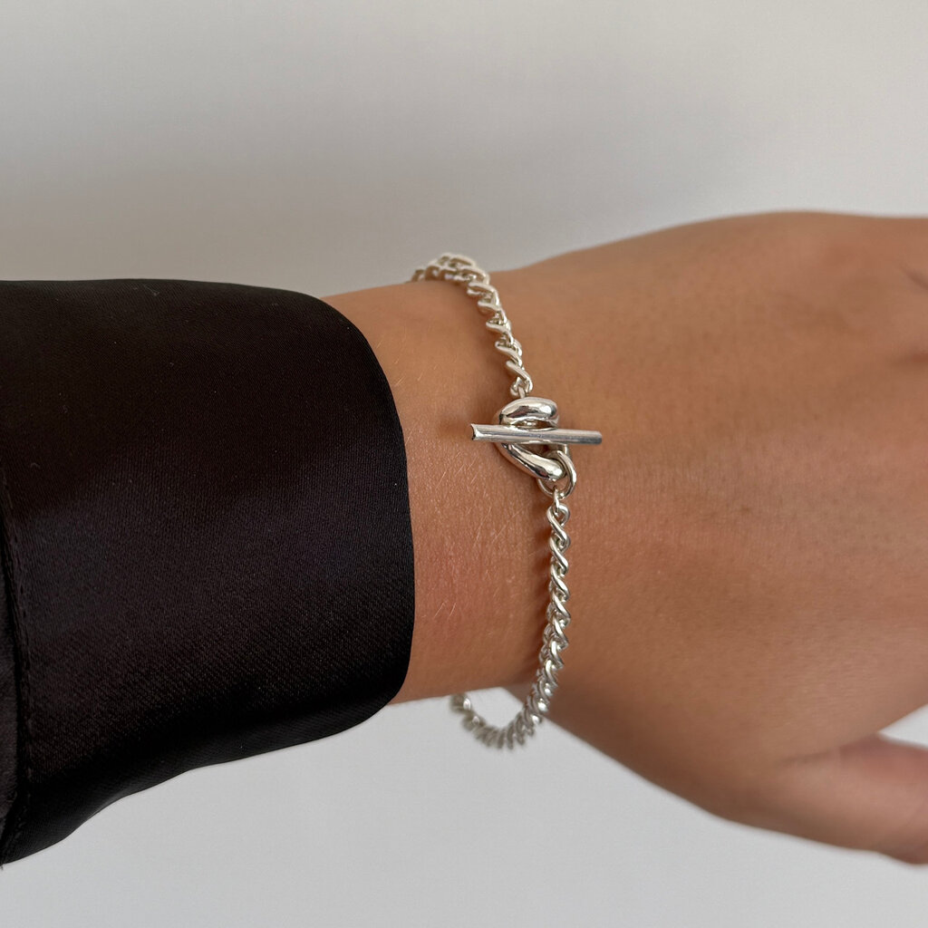 Silver Hollie T Bar Bracelet