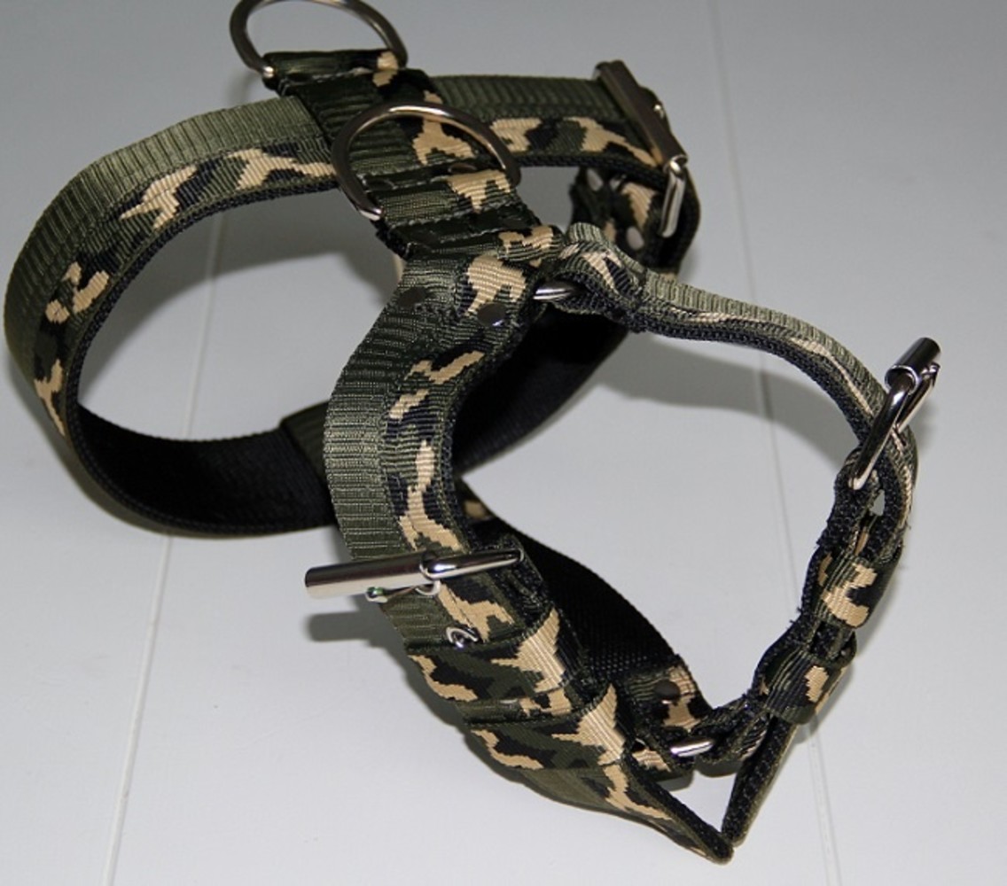 MAG MAG hondentuig Camouflage met groen MAG MAG hondentuig Camouflage met groen
