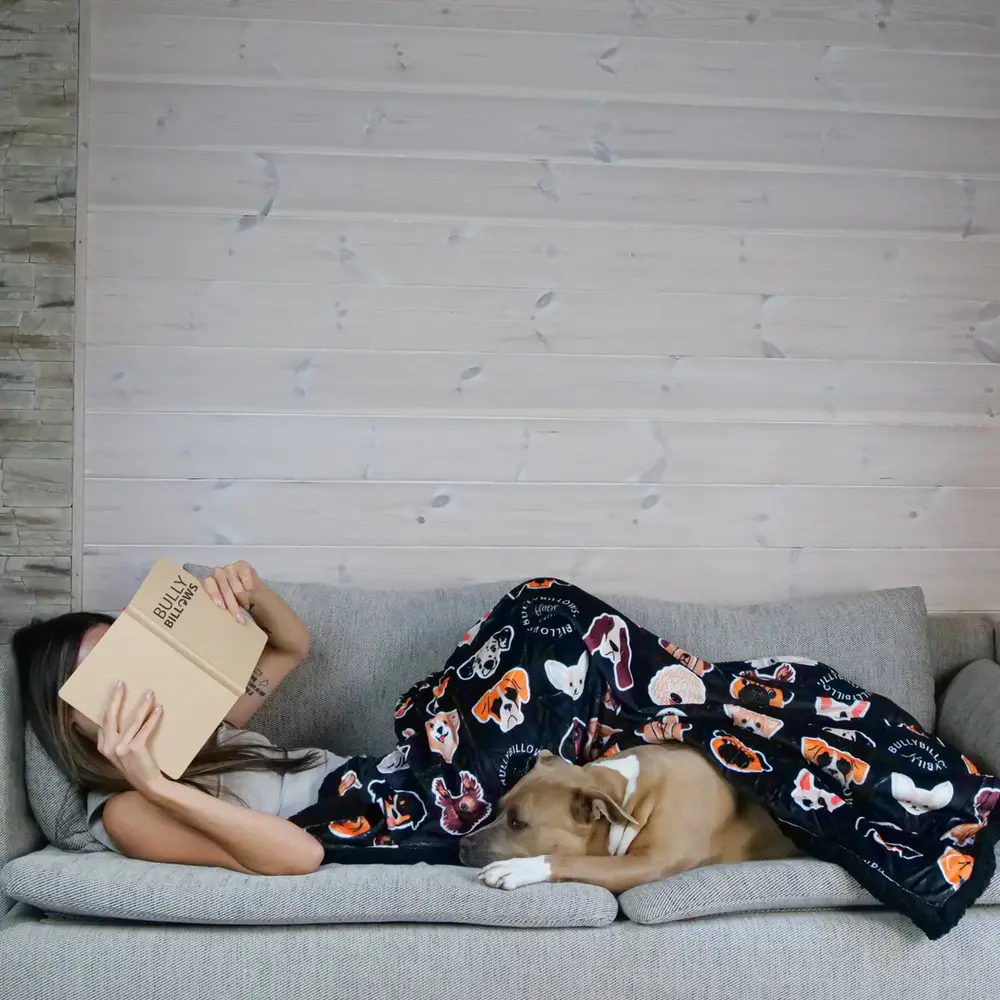 BullyBillows BullyBillows Luxe kleedje voor hond en baasje Zwart BullyBillows BullyBillows Luxe kleedje voor hond en baasje Zwart