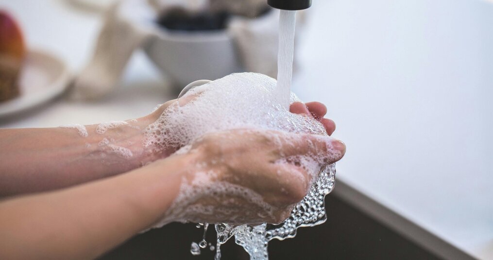 Het belang van een goede handhygiëne en bestaande protocollen