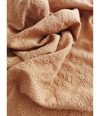 Hydrofieldoek/Swaddle Flowers Broderie Camel