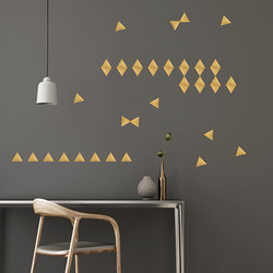 Stickers muraux triangles or - Pöm Le Bonhomme