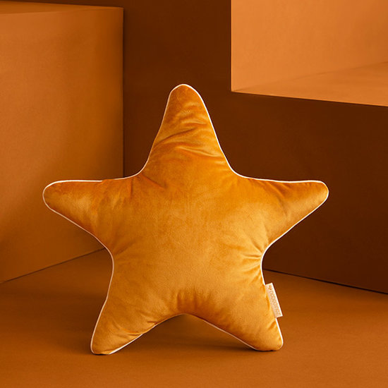 Nobodinoz Star cushion Aristote Farniente Yellow Nobodinoz