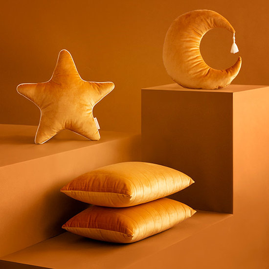 Nobodinoz Star cushion Aristote Farniente Yellow Nobodinoz