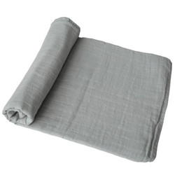 Mushie swaddle Belgian Grey