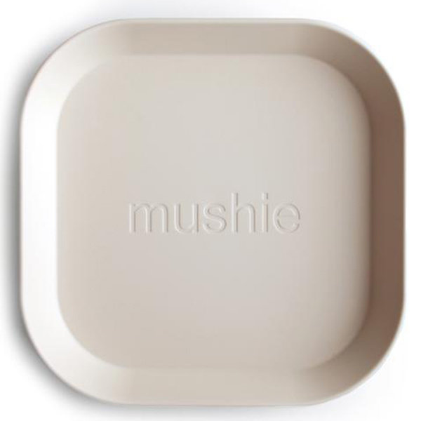 https://cdn.webshopapp.com/shops/282242/files/327444678/600x600x2/mushie-mushie-square-dinnerware-plates-2-pack-ivor.jpg