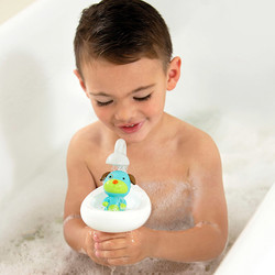 Skip Hop Zoo Squeeze & Shower dog bath toy