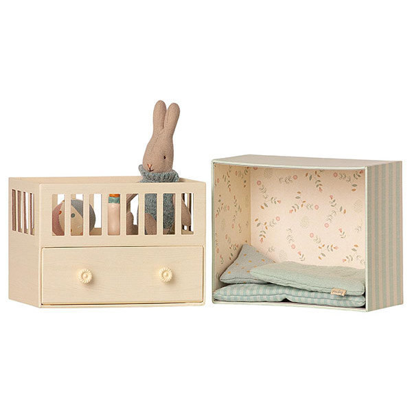 Maileg Chambre Bebe Avec Lapin Micro Bleu Little Thingz