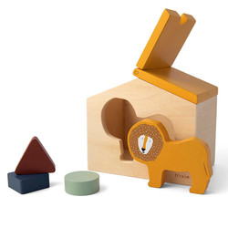 Trixie wooden house shape sorter Mr. Lion