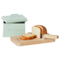 Maileg Maileg Miniature Brotkasten mit Schneidebrett und Messer