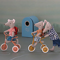 Maileg Maileg Tricycle mouse big sister with bag Red
