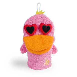 Isabelle Laurier washcloth instafamous