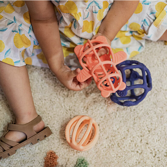 Little L Little L - Set van 2 sensorische ballen - Roze en Blauw