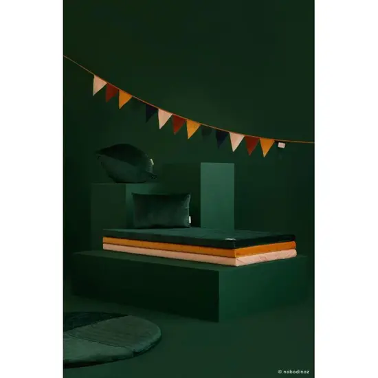 Nobodinoz Nobodinoz | Akamba Coussin en velours 45x30cm Jungle Green