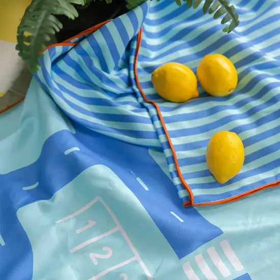 Quut Quut | Play Towel L On The Road 180 x 100 cm