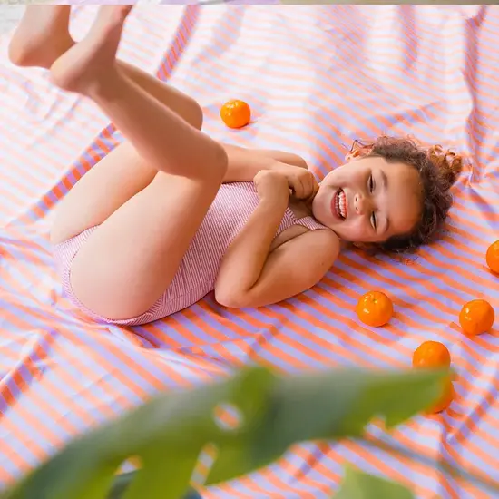 Quut Quut | Play Towel Xl Road Lavender 180 x 180 cm