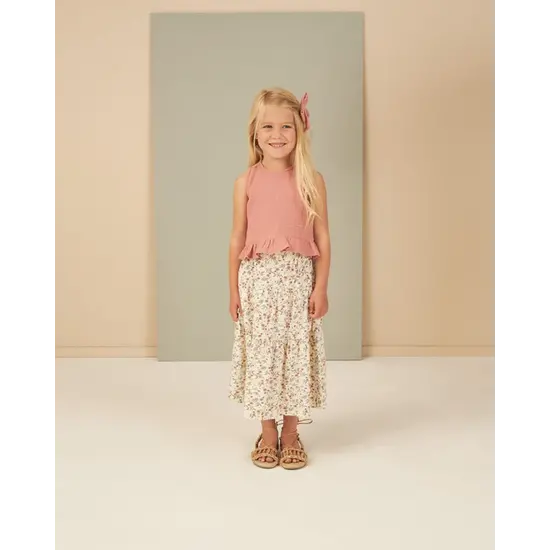 Rylee and Cru Rylee and Cru | Gestufter Midirock Aster