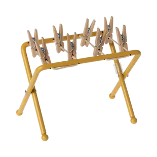 Maileg drying rack with pegs Ocher