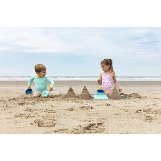 Quut Quut Raki Ocean rake and shovel