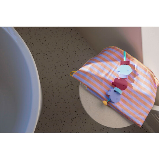 Quut Quut | Beedi - Fish Red & Blue