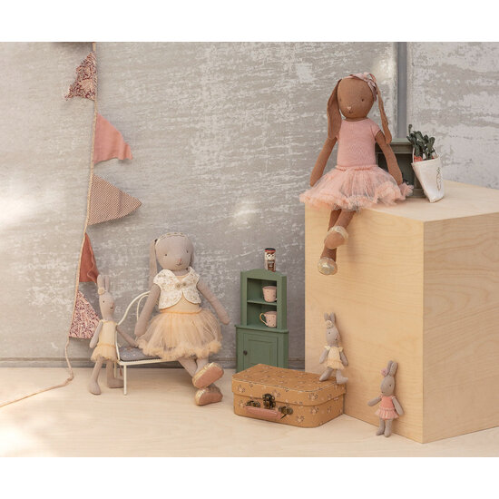 Maileg Maileg | Bunny Size 3 Classic Ballet suit and skirt cream